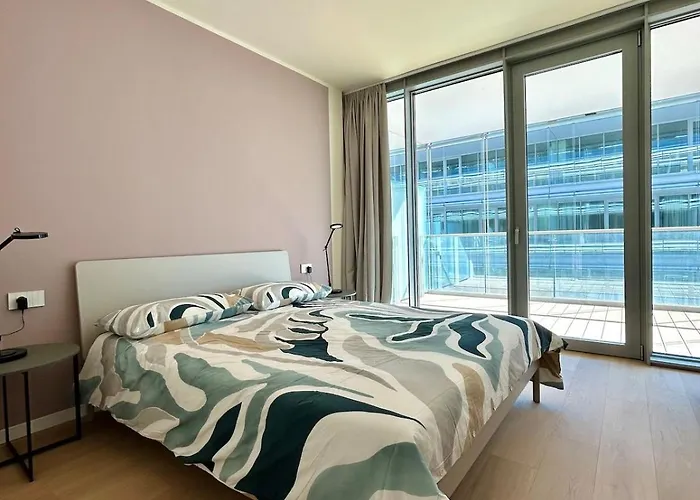 Casa Piano Waterfront Wifi Free Parking Apartmán