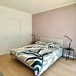Апартаменты Casa Piano Waterfront Wifi Free Parking *