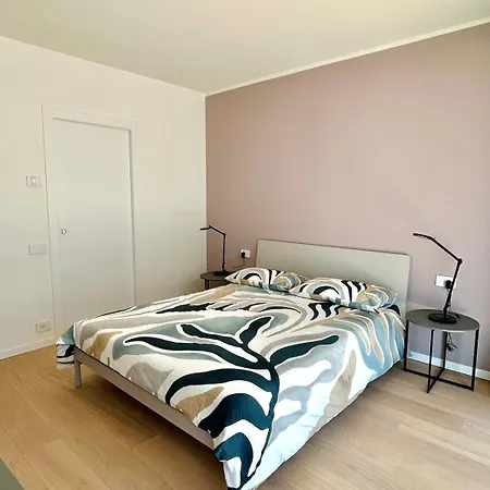 Daire Casa Piano Waterfront Wifi Free Parking *